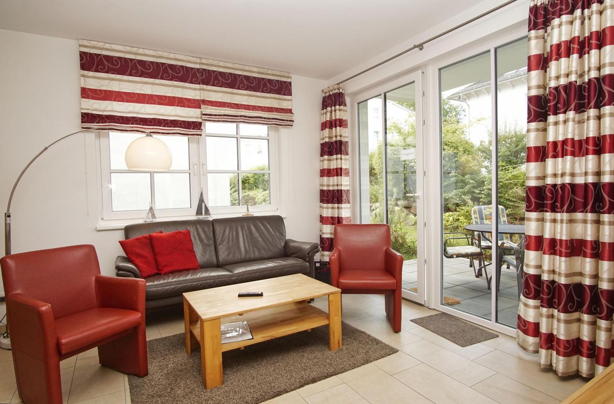 Terrasse, Gratis Nutzung Vom Ahoi Erlebnisbad Und Sauna In Sellin - Villa Antje Fewo 04 Goehren  Exteriér fotografie